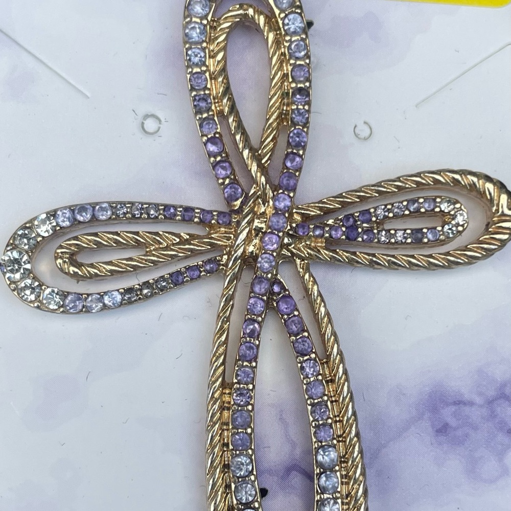 Brooch
